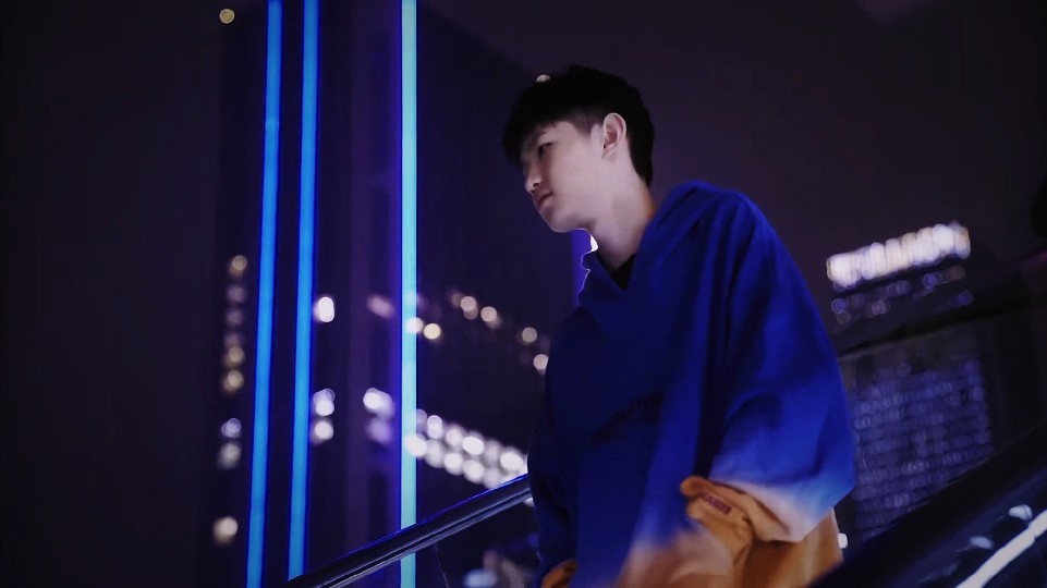 【战报】2025LPL春季赛3月18日综述，TT 2-0 RW、WE 2-1 BLG