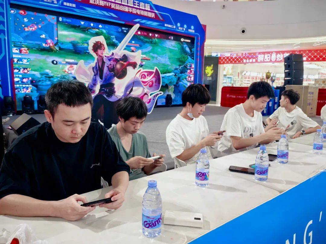 电竞比分官方：LCK常规赛第1-2轮将在4月2号开赛！揭幕战HLEvsGEN！