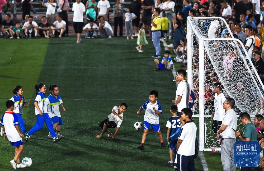 组三巨头争冠！美媒：雄鹿、勇士潜在5换1交易出炉，一举两得
